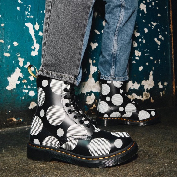 *NWOT* 1460 Doc Martens polka dot leather lace up boots whimsigoth - Picture 5 of 7